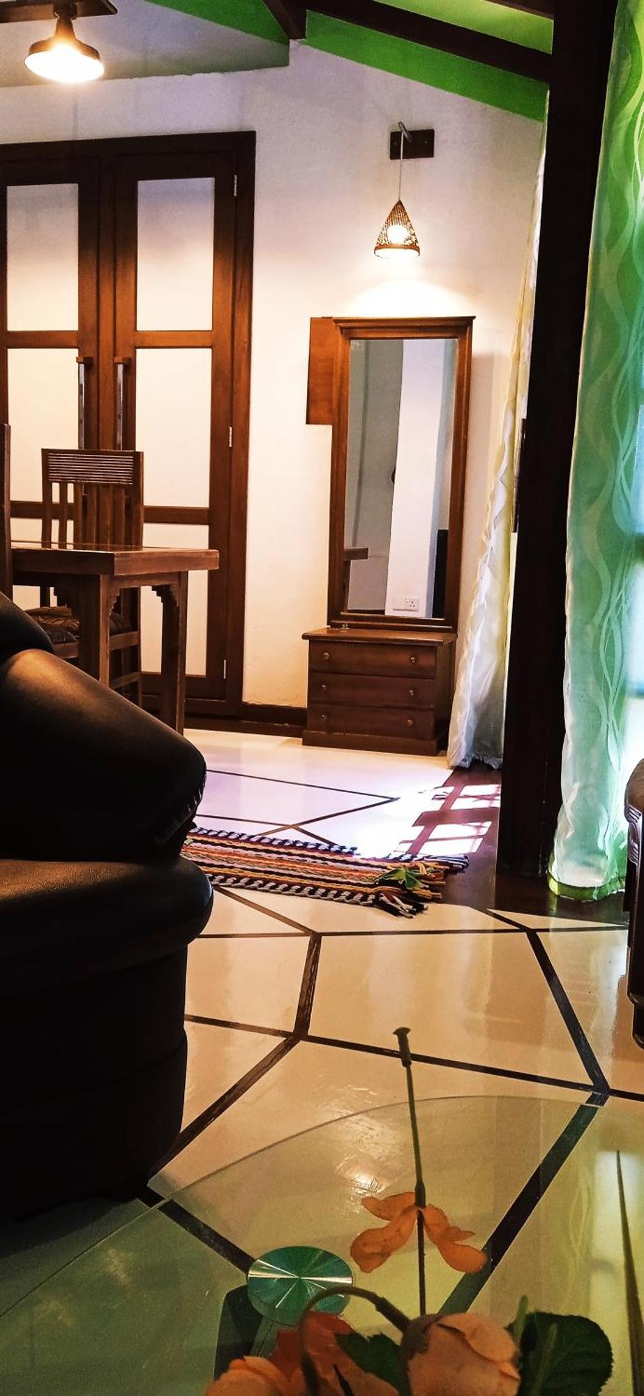 Nilas Guesthouse Хиккадува Экстерьер фото