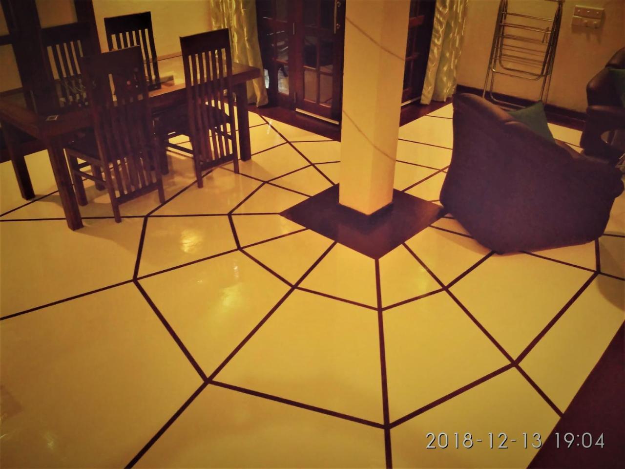 Nilas Guesthouse Хиккадува Экстерьер фото